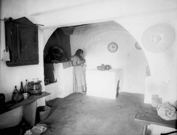 10354077_852215858171137_3435961740365447815_n